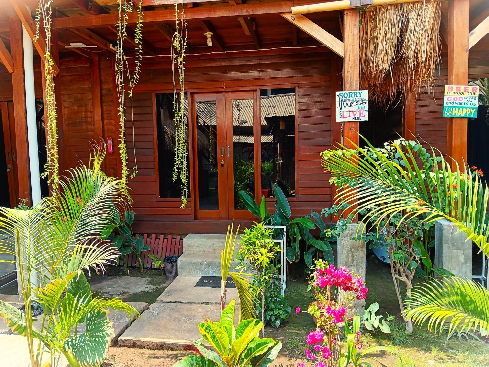Good Vibes Bungalows Gili Trawangan Extérieur photo