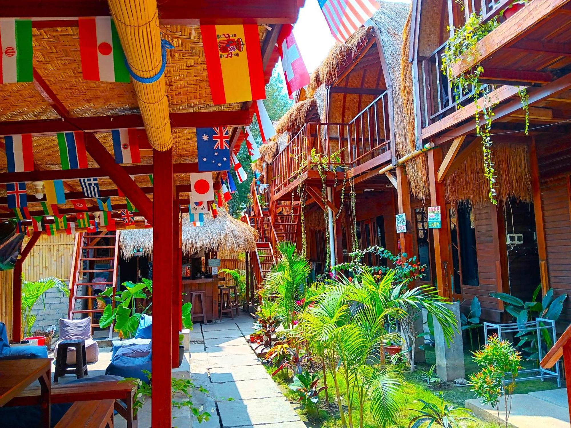 Good Vibes Bungalows Gili Trawangan Extérieur photo