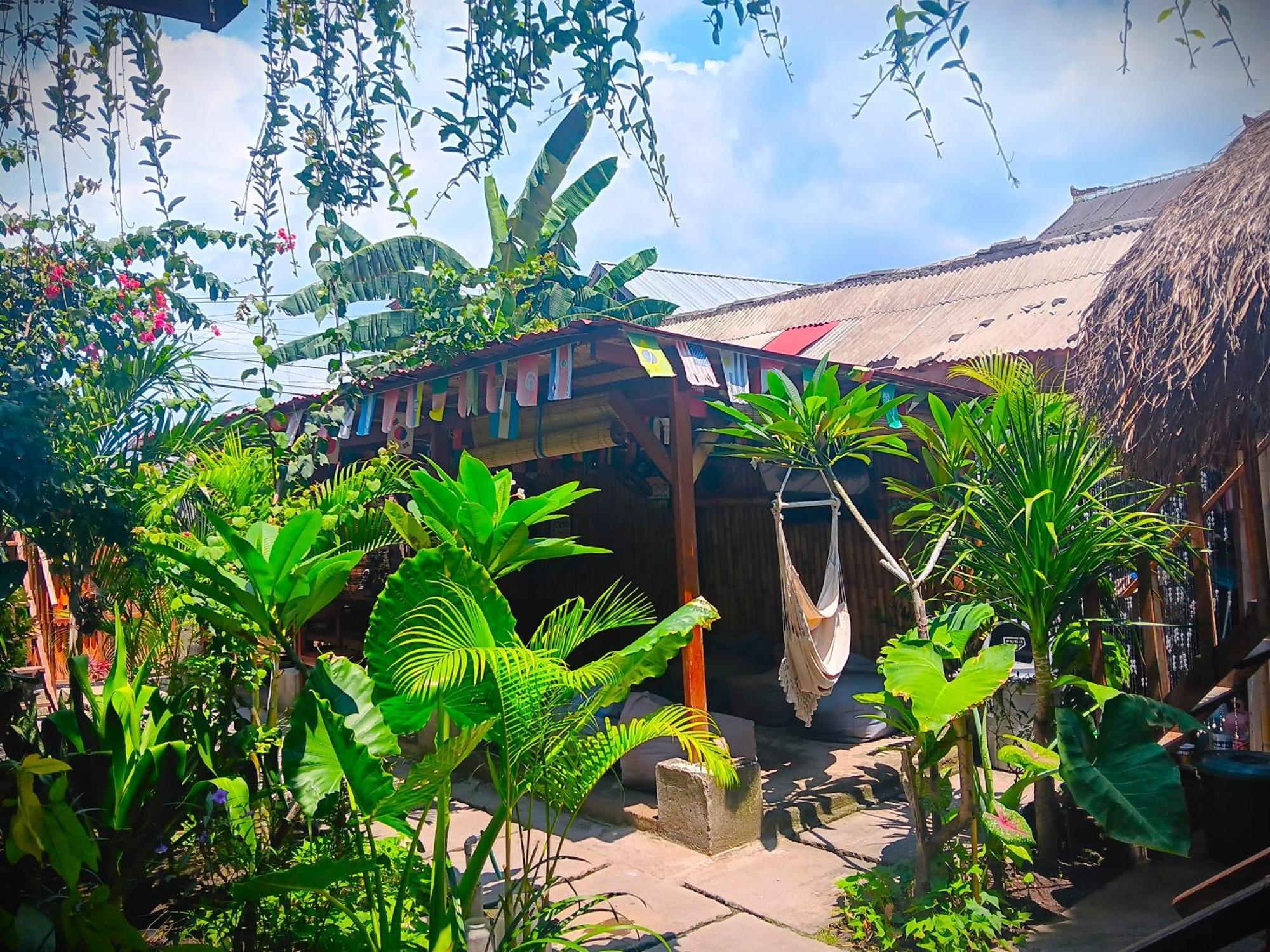 Good Vibes Bungalows Gili Trawangan Extérieur photo